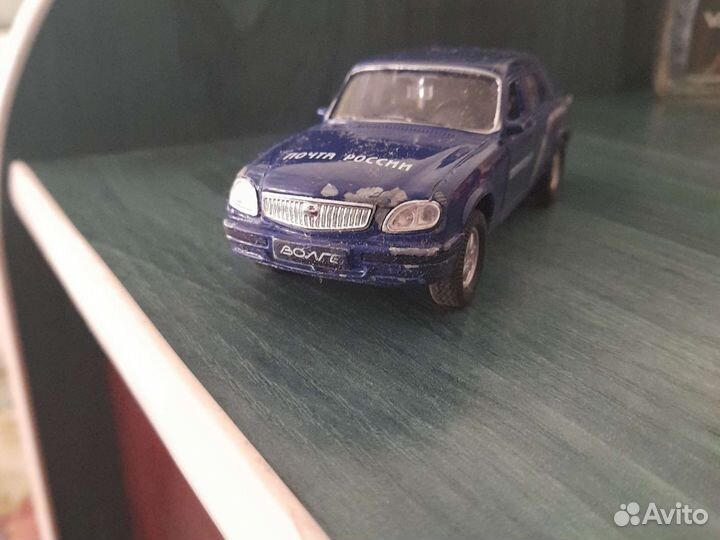 Машинка игрушечная