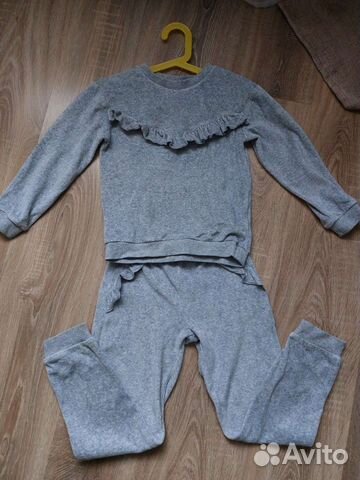 Спортивный костюм для двойни 122р