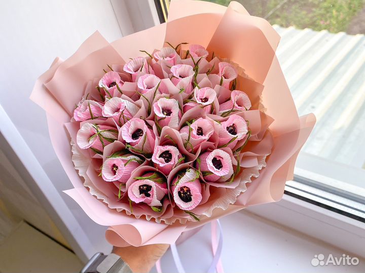 Нежный сладкий букет из бутонов роз