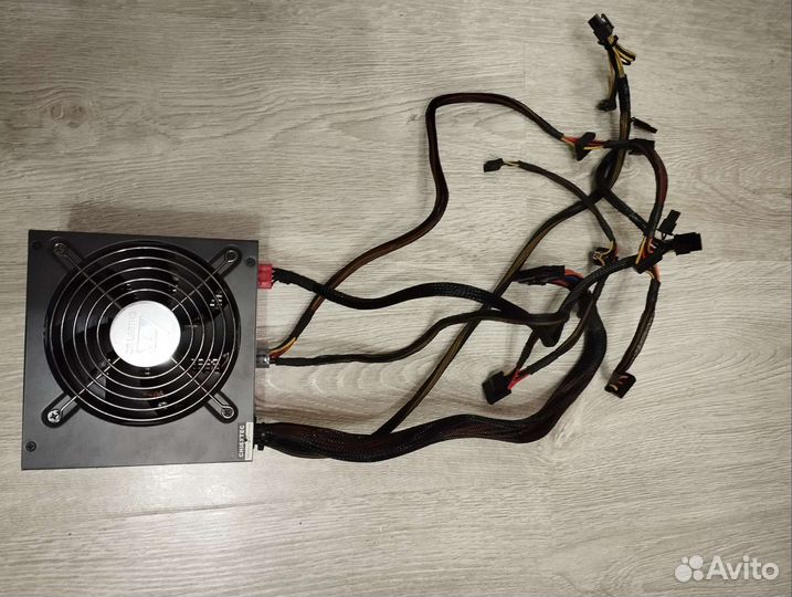 Блок питания chieftec 650w