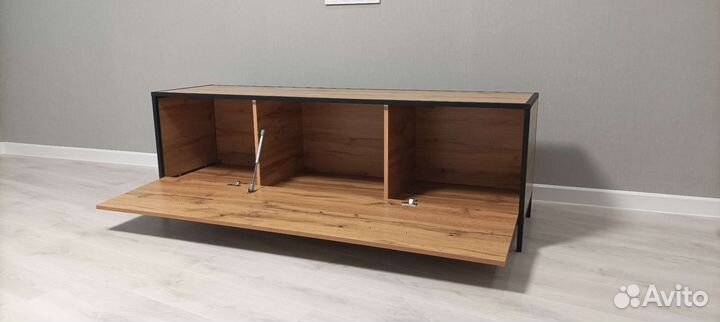 Тумба под тв в стиле лофт