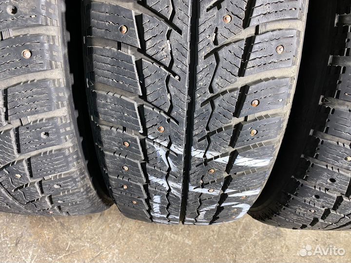 Landsail Ice Star IS33 215/65 R16 102T