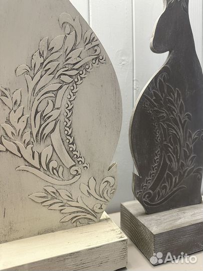 Фигурка интерьерная зайцы