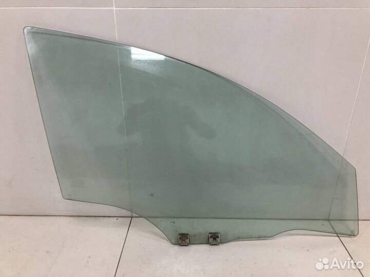 Стекло двери передней правой Mazda 3 BK 2002-2009