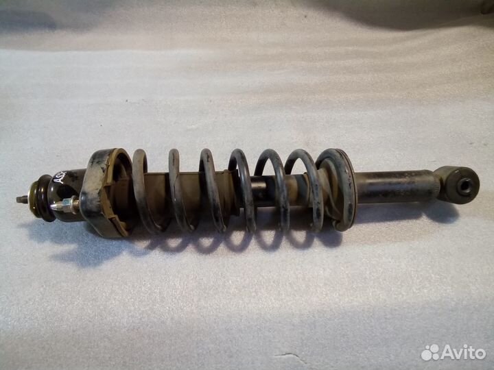 Задняя стойка в сборе Mitsubishi ASX