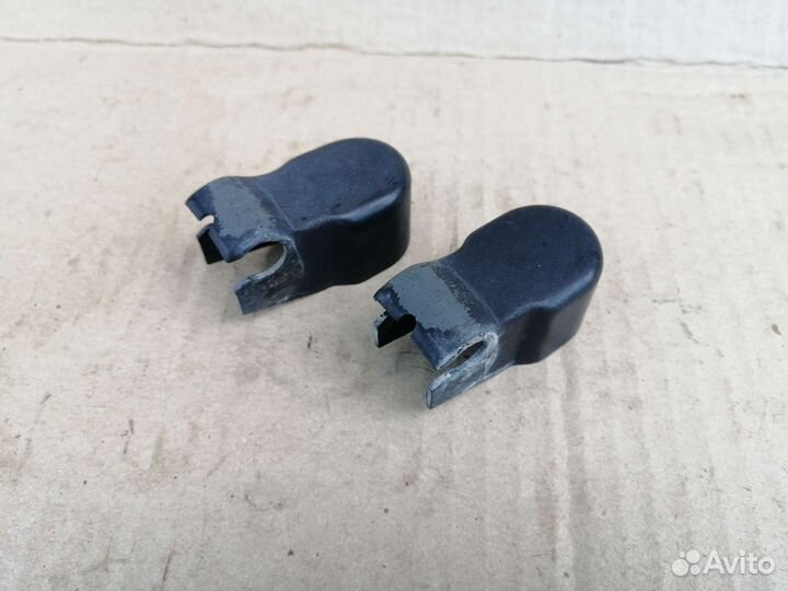 Заглушки поводков дворников BMW e28