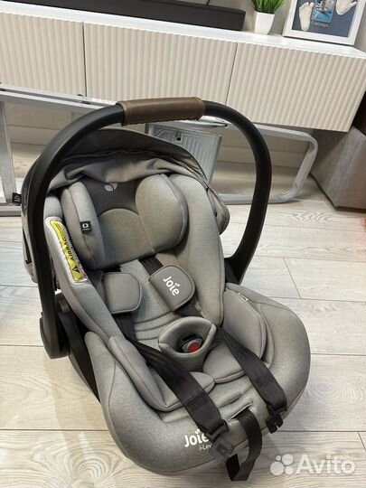 Автолюлька joie с базой и адаптерами на коляску