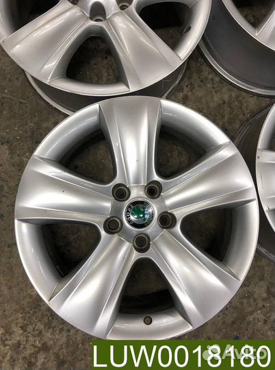 Диски R17 Skoda Б/у оригинал