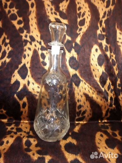 Графин, бутыли