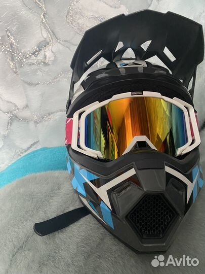 Кроссовый шлем ataki