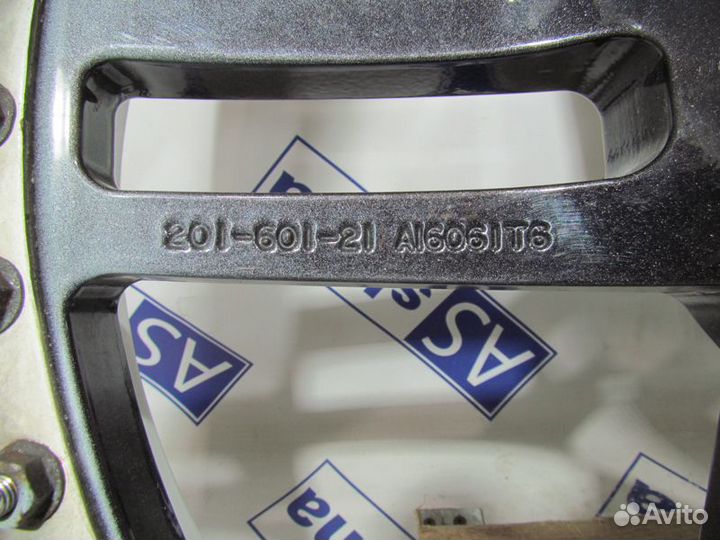 Диски BMW R22 Кованые 5x120 J10 / J11.5 HS разноши