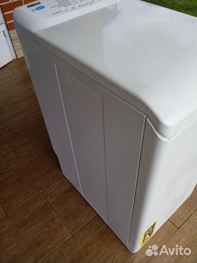 Стиральная машина с вертикальной загрузкой