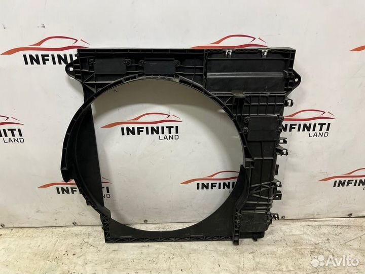 Диффузор радиатора Nissan Patrol Y62