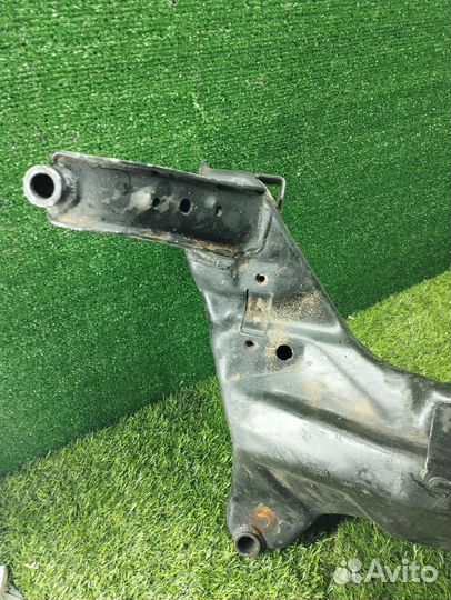 Подрамник передний Nissan Almera Classic 1.6