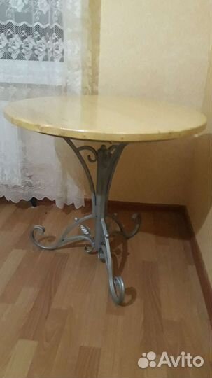 Кованый стол