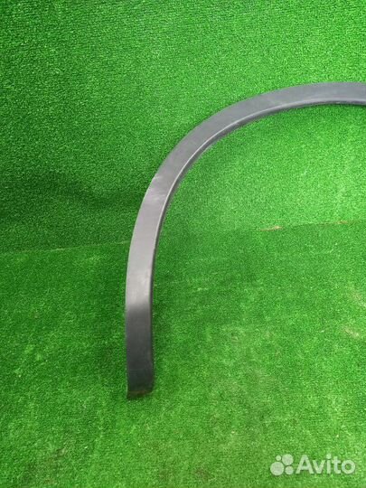Накладка на крыло передняя левая Nissan Qashqai