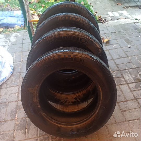 Kumho Sense KR26 225/65 R17 102H