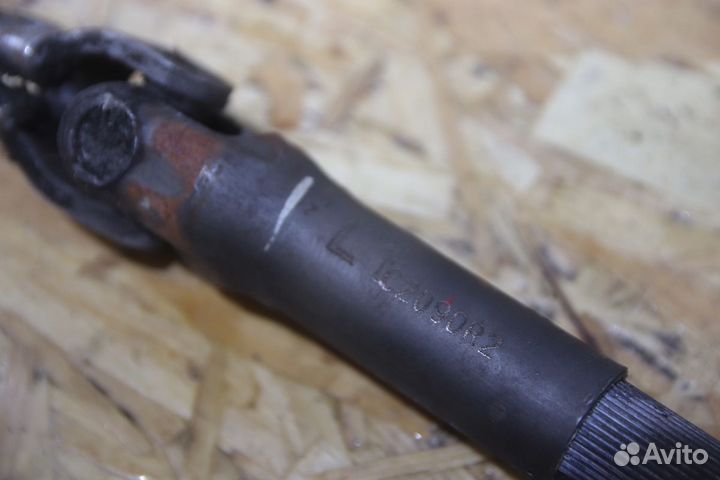 Рулевой карданчик Опель Астра H