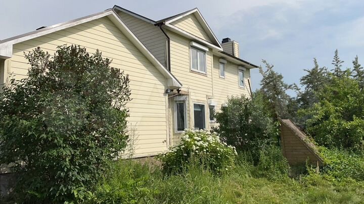 Дом 185 м² на участке 38,5 сот.