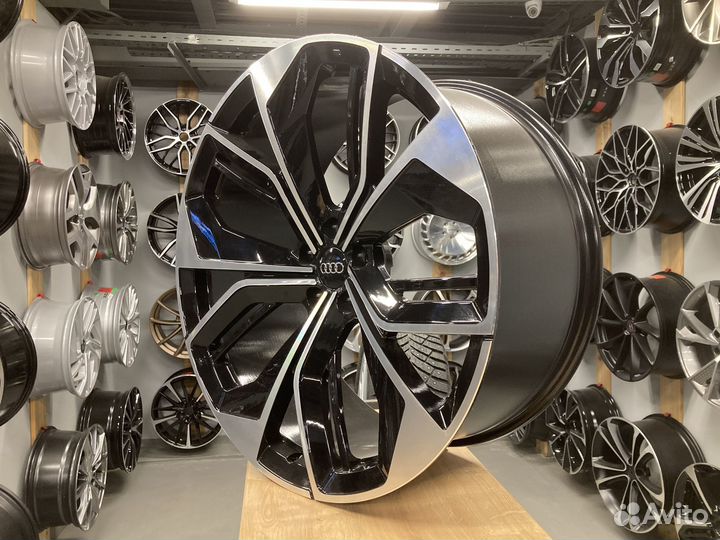 Диски R20 на Audi Q8 A8