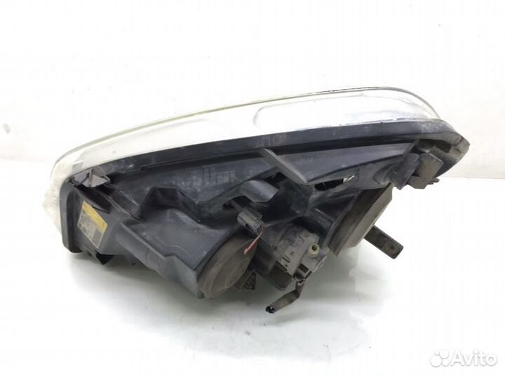 Фара Nissan Qashqai J10 (2006-2014)