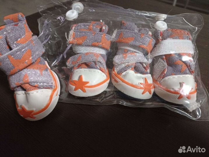 Обувь для маленьких собак