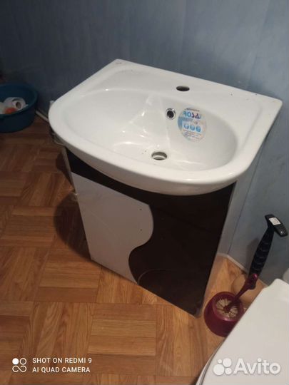 Раковина в ванную с тумбой