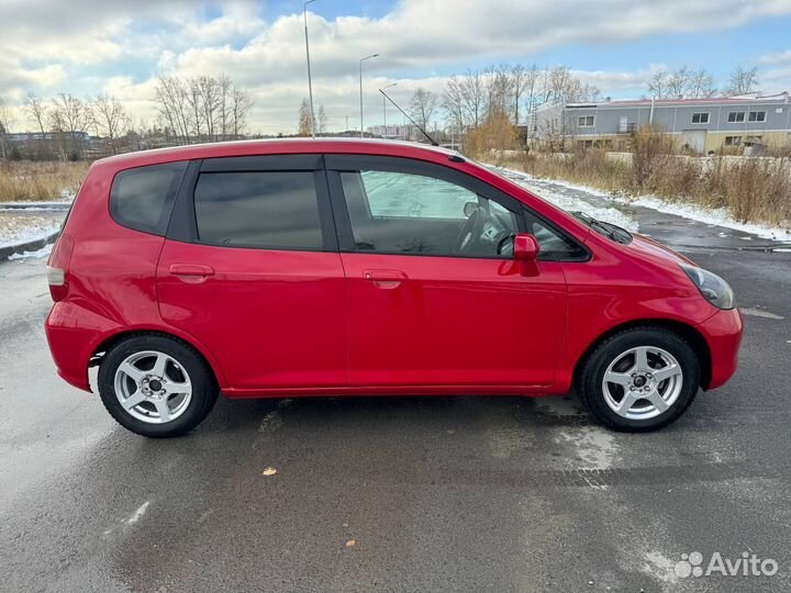Honda Fit 1.3 CVT, 2002, 174 000 км