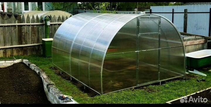 Теплица из поликарбоната