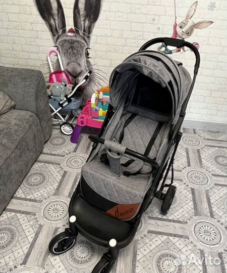 Прогулочная коляска