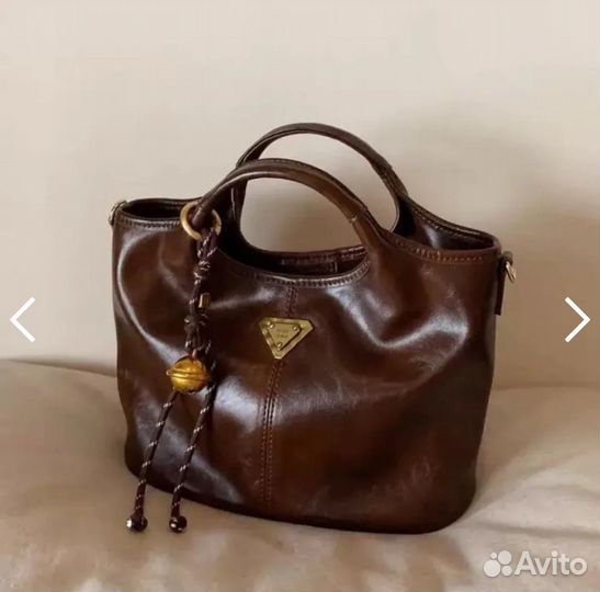 Сумка-тоут Chio2nd Senna Streamer с брелком Сатурн