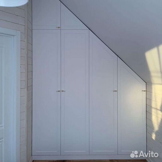 Шкаф мансарда