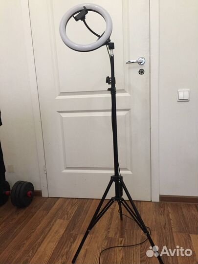 Кольцевая лампа цветная 26см