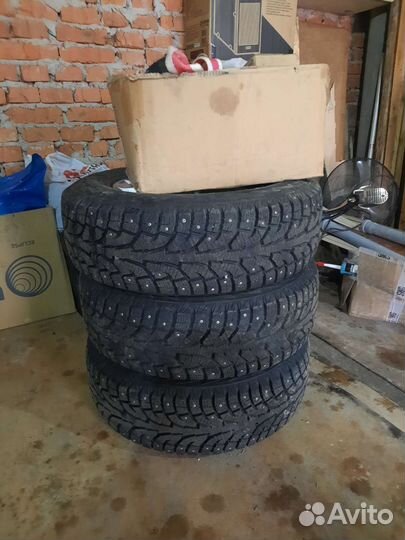 Зимняя резина Hankook на дисках 225/70R16