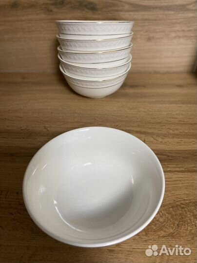 Салатник Снежная Королева Коралл