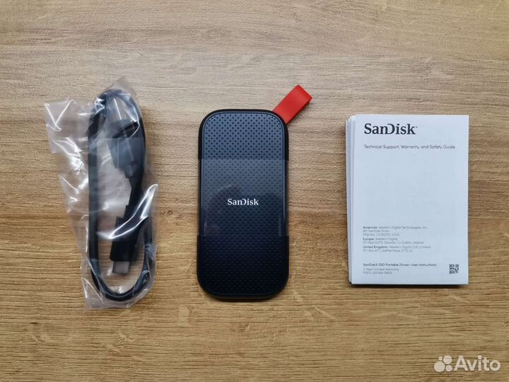 Внешний диск SSD Sandisk