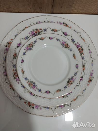 Три тарелки- антикварный Хутченройтер