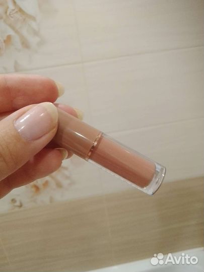 Помады матовые