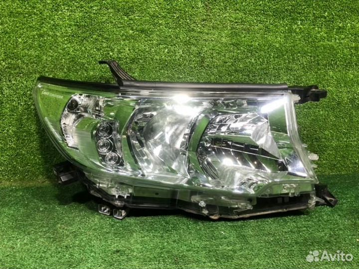Фара правая Toyota Land Cruiser Prado