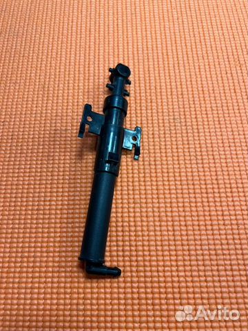 Форсунка омывателей фар передняя левая Land Rover