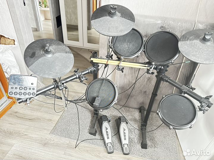 Электронные ударные