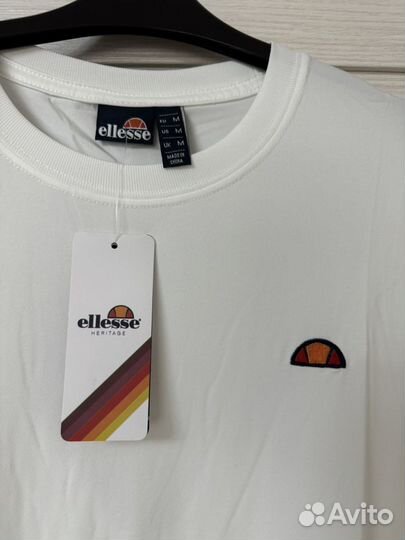 Футболка мужская Ellesse белая и синяя