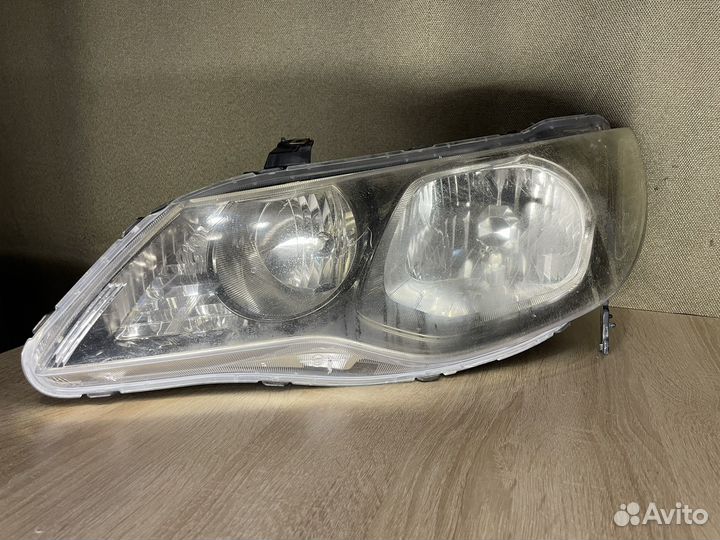 Фара левая honda civic 4 d