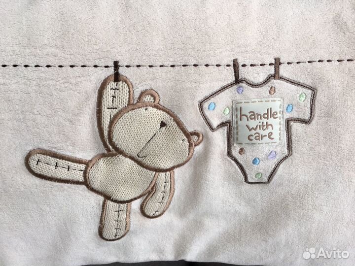 Бампер в кроватку mothercare