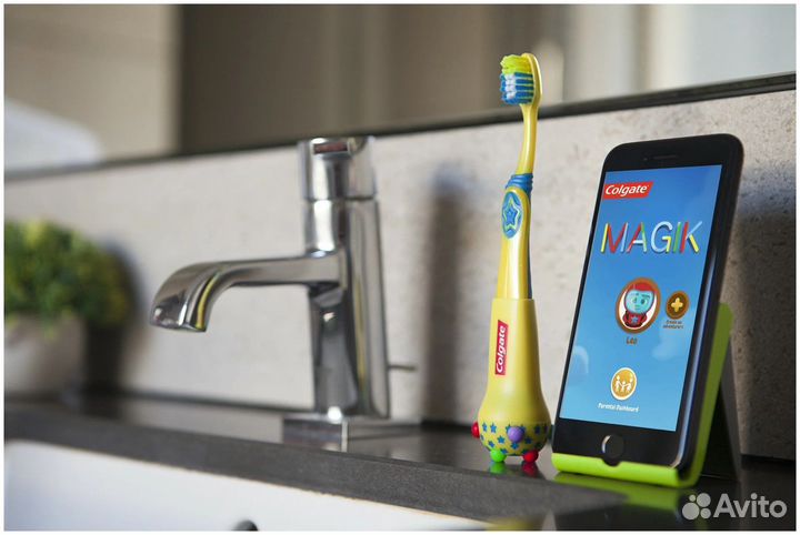 Интерактивная зубная щетка Colgate Magic для детей
