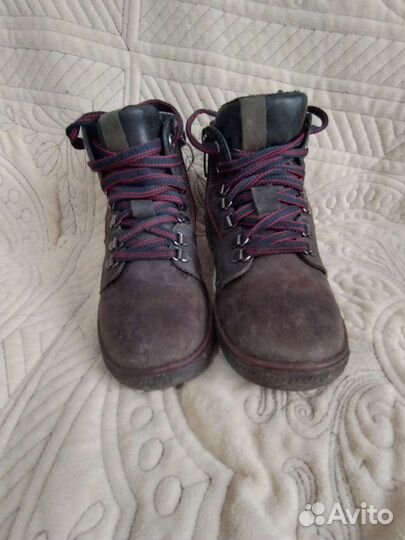 Замшевые ботинки