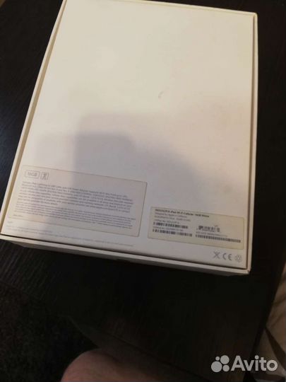 Коробка от iPad 16 gb white