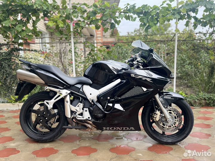 Honda VFR800 рест с ABS