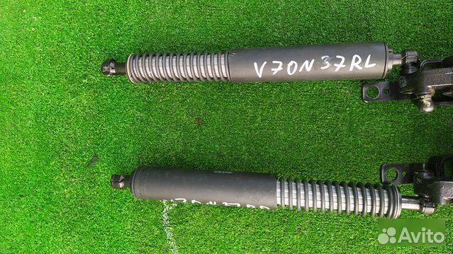 Амортизатор багажника Volvo V70 B5254T6