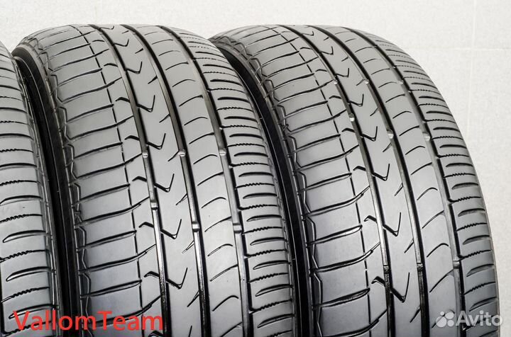 Toyo Tranpath MPZ 215/55 R17 94V